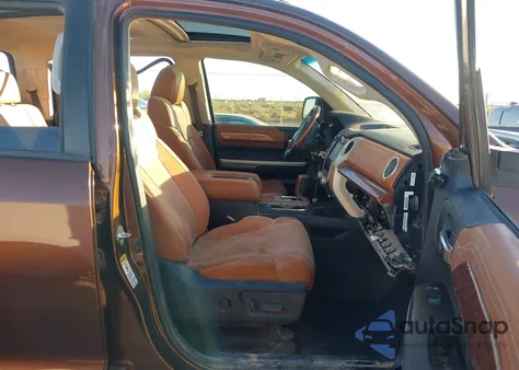 2014 Toyota Tundra 1794 5.7L V8 z USA, uszkodzony, nr VIN 5TFAW5F10EX341252